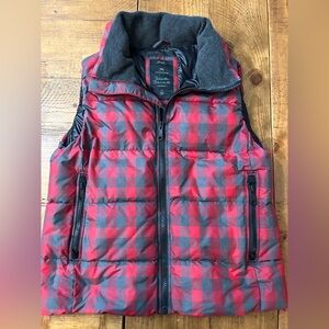 GAP Winter Warmth Red and Gray Checkered Puffer Vest